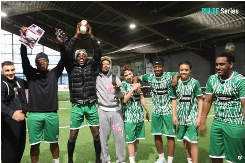 Hybrid Fußball Pokal – Pulse Series Trophy