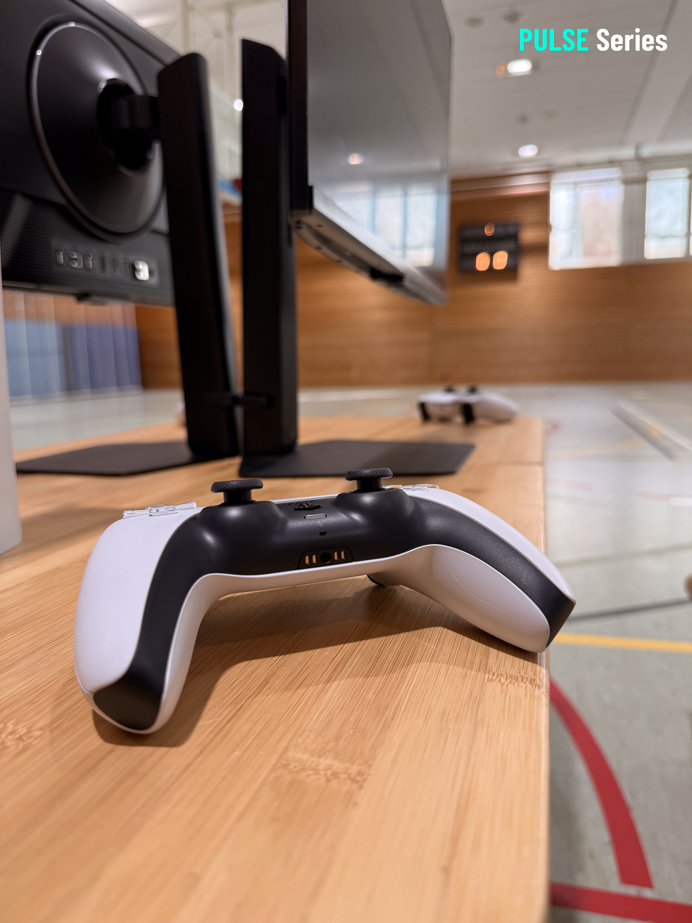 4K Gaming-Setup direkt am Court – Plug & Play